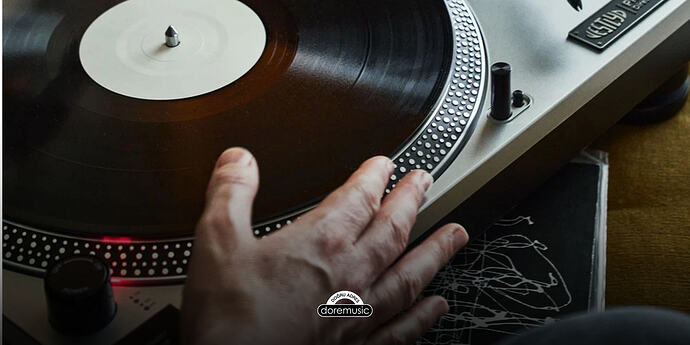 doremusic - Müzik Dinleme Alışkanlıklarımız Neden Değişiyor Ses Teknolojileri Tüketim Modelleri ve Algoritmik Dönüşüm