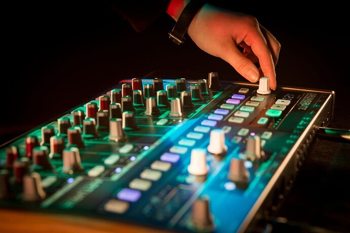 Ritim Teknolojisinin Dönüm Noktası: Drum Machine Nedir, Nasıl Çalışır?
