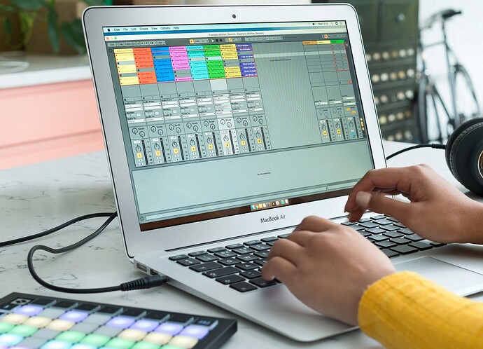 Modern Müzikte Kayıt Kolajı: Sampling Kültürünün Doğuşu ve Evrimi